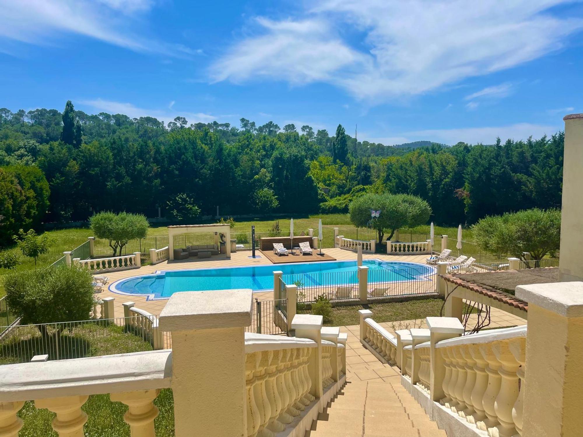 Les Terrasses De Valerian Villa Brignoles Eksteriør bilde